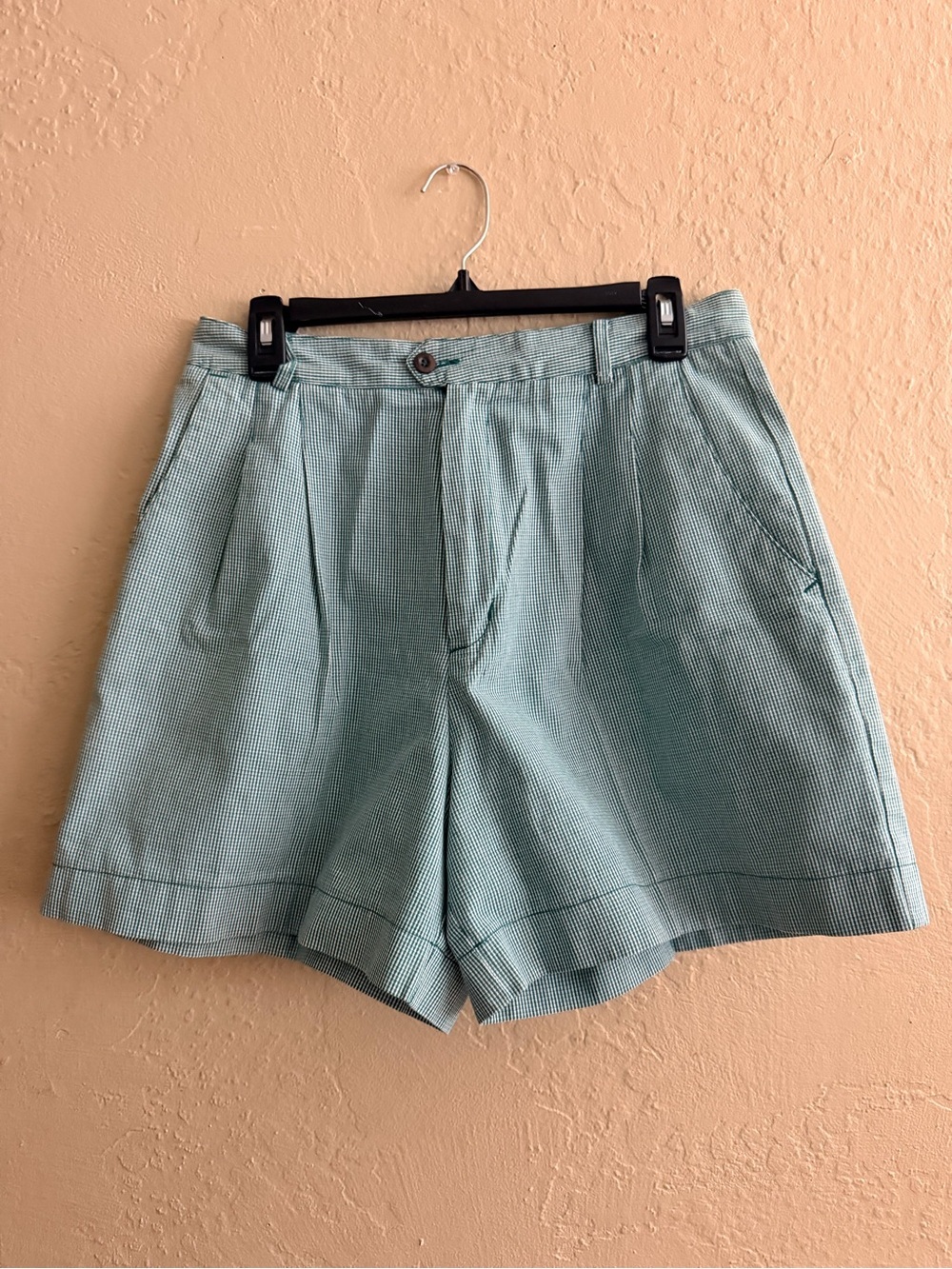 Vintage High-Waist Gingham Green and White Pleated Shorts
